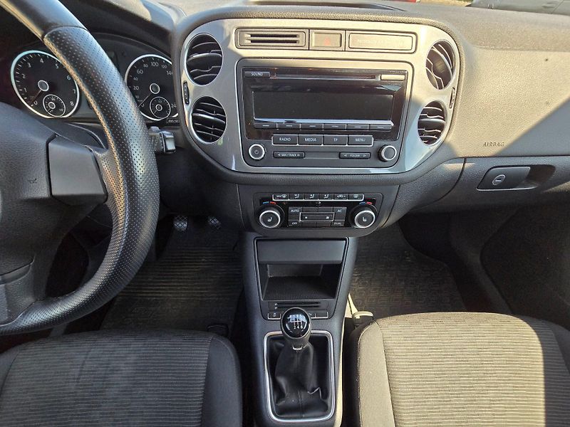 Volkswagen Tiguan (2012) 1.4 TSi 90KW Trend - fotka 15 z 22