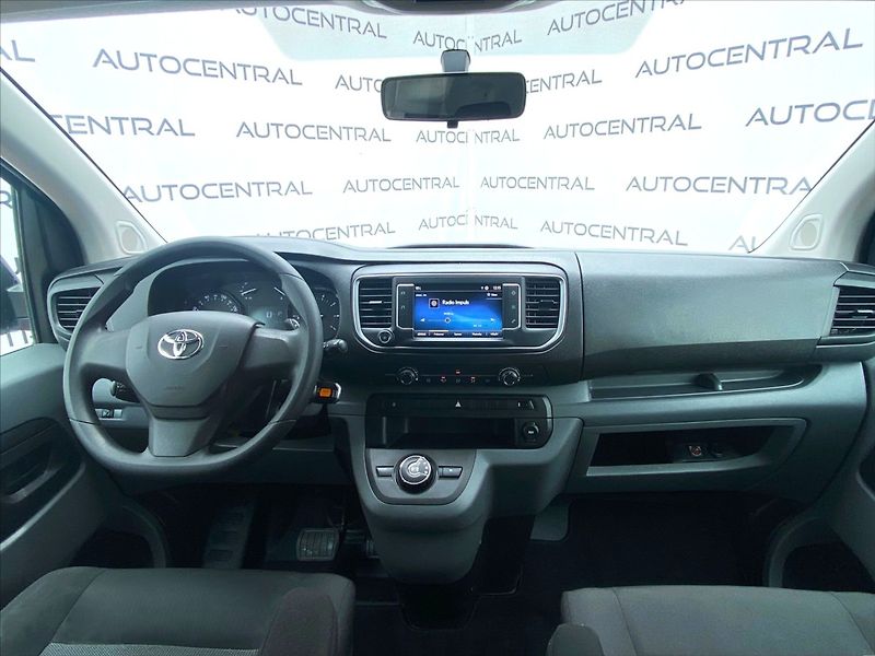 Toyota ProAce 2,0 D,106kW,L2,8míst,DPH - fotka 15 z 20