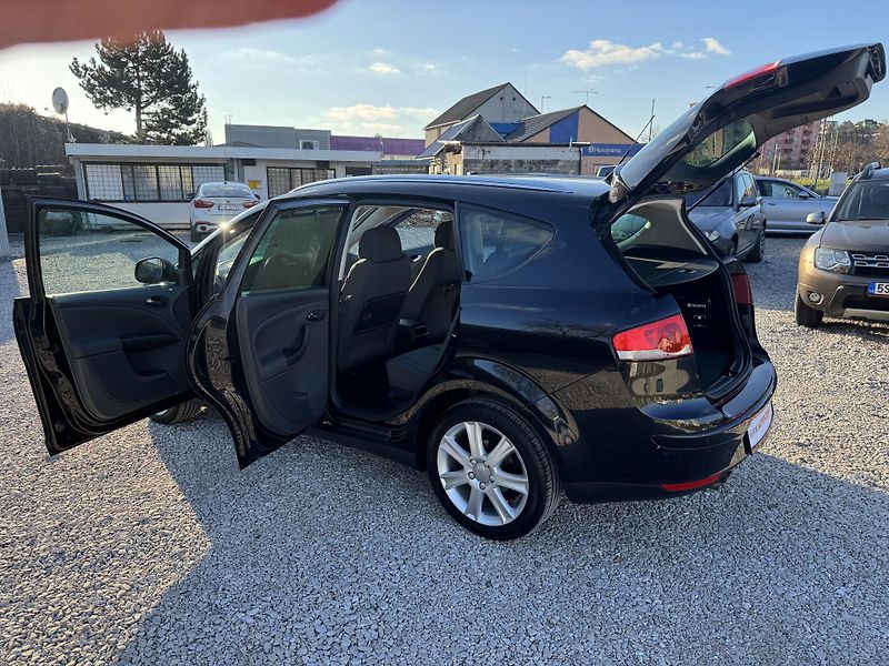 Seat Altea XL,1.4TSi,rezervace - fotka 11 z 43