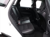 Volvo XC60 2,0 B4 Drive-E MomentumPro AWD - náhled 13