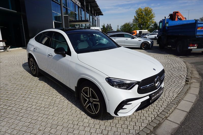 Mercedes-Benz GLC 2,0 400e 4M kupé - fotografie inzerátu