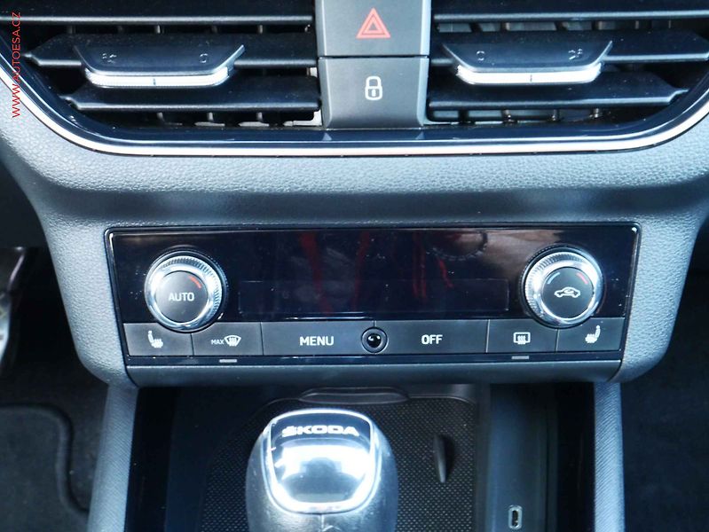 Škoda Kamiq (2020) 1.5 TSi, Style, DSG, TZ - fotka 14 z 21