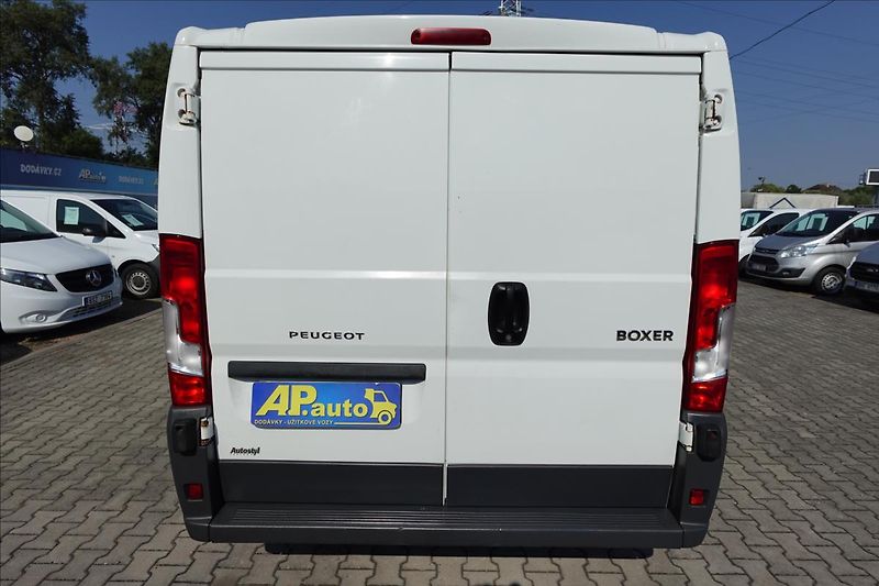 Peugeot Boxer 2,0 HDI  L1H1 CHLAĎÁK KLIMA - fotka 8 z 24