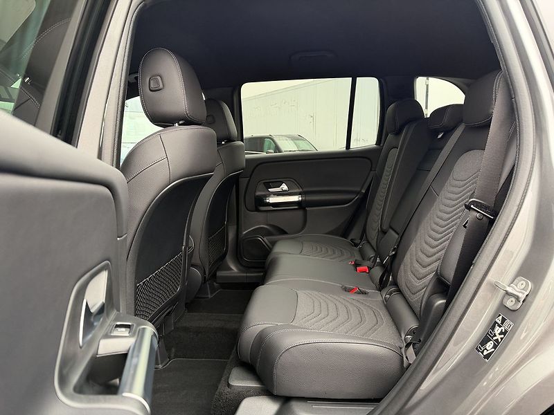 Mercedes-Benz GLB 200 d 4MATIC Progressive E - fotka 14 z 34