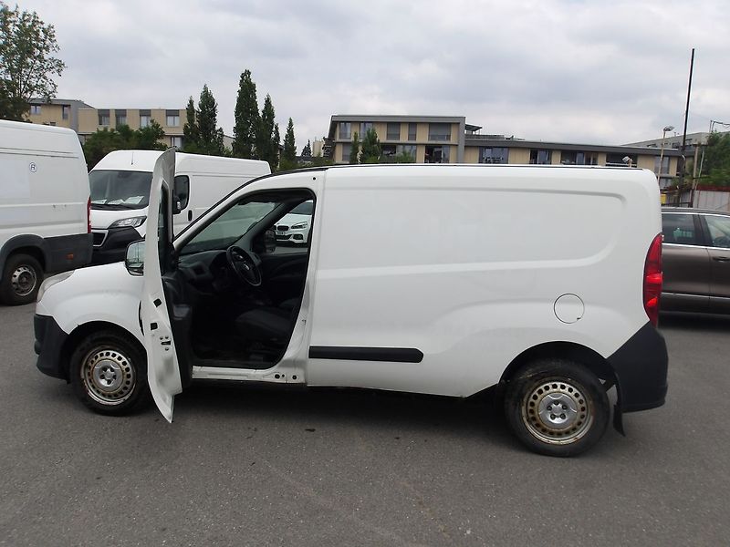 Fiat Dobló cargo 1,4i ČR ! 1.MAJ.! -21%DPH !!! - fotka 15 z 32