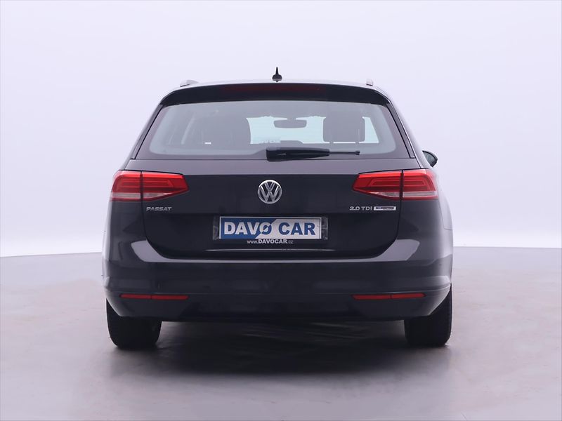 Volkswagen Passat 2,0 TDI 110kW DSG Comfort Navi - fotka 6 z 31