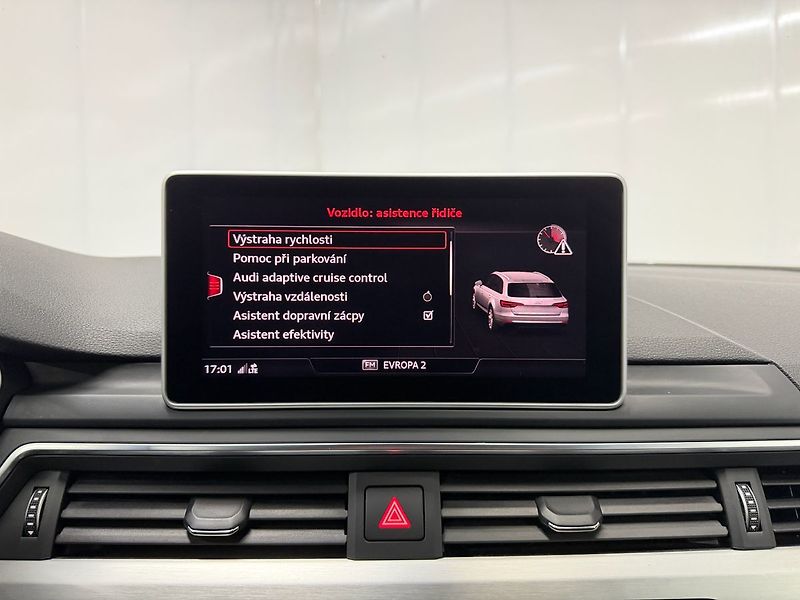 Audi A4 2.0TDI QUATTRO S-LINE, VIRTUAL - fotka 17 z 24