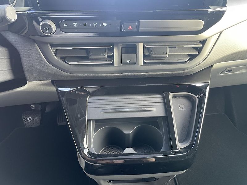 Ford Tourneo Custom Titanium X L2 125 kW AT AWD - fotka 20 z 27
