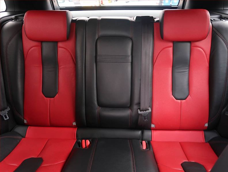 Land Rover Range Rover Evoque (2013) SD4, 4X4, Automat, ČR,1.maj - fotka 10 z 23