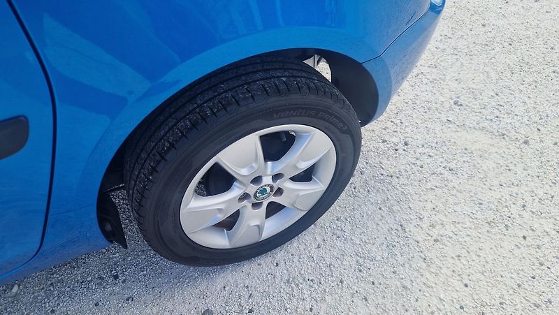 Škoda Roomster 1,6 16 V - fotka 10 z 11