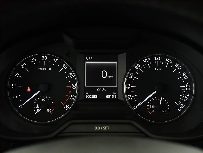 Škoda Octavia (2014) 1.6 TDI, Serv.kniha, Tempomat - fotka 9 z 15