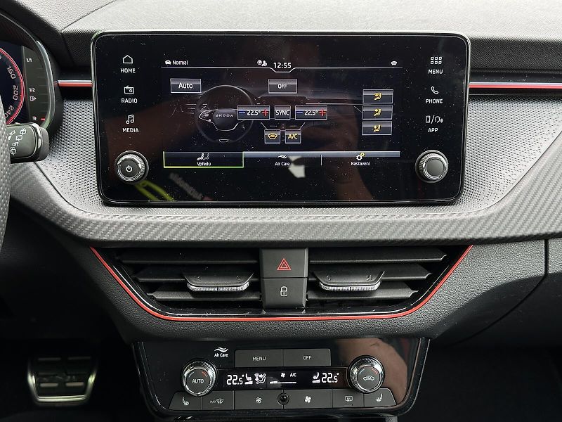 Škoda Kamiq 1.0TSi DSG Monte Carlo 116PS M - fotka 21 z 42