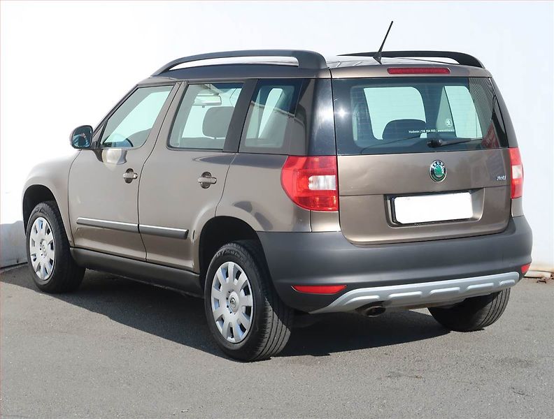 Škoda Yeti (2013) 1.2 TSI, Serv.kniha - fotka 4 z 15