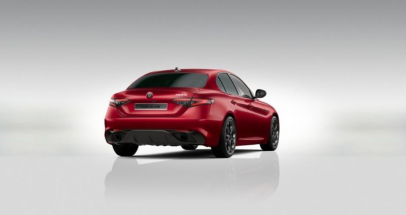 Alfa Romeo Giulia (2026) Veloce 2.2 JTDm 210k Q4 - fotka 4 z 6