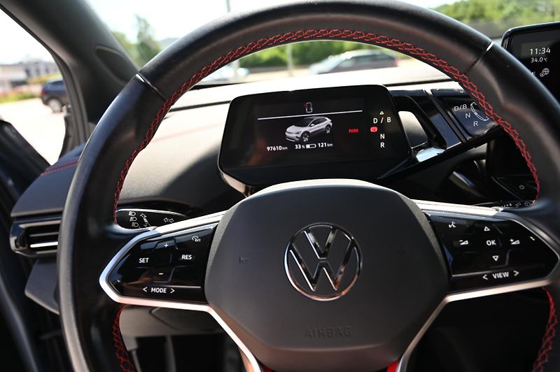 Volkswagen ID.4 GTX 4x4 (82kWh) SoH 92,3  DPH - fotka 27 z 48