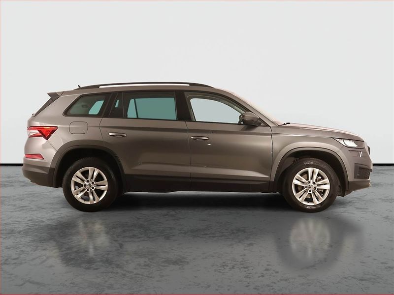 Škoda Kodiaq (2022) Ambition 1.5 TSI, digi klima - fotka 6 z 25
