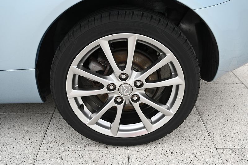 Mazda MX-5 1.8 93KW Niseko 3/2009 - fotka 10 z 26
