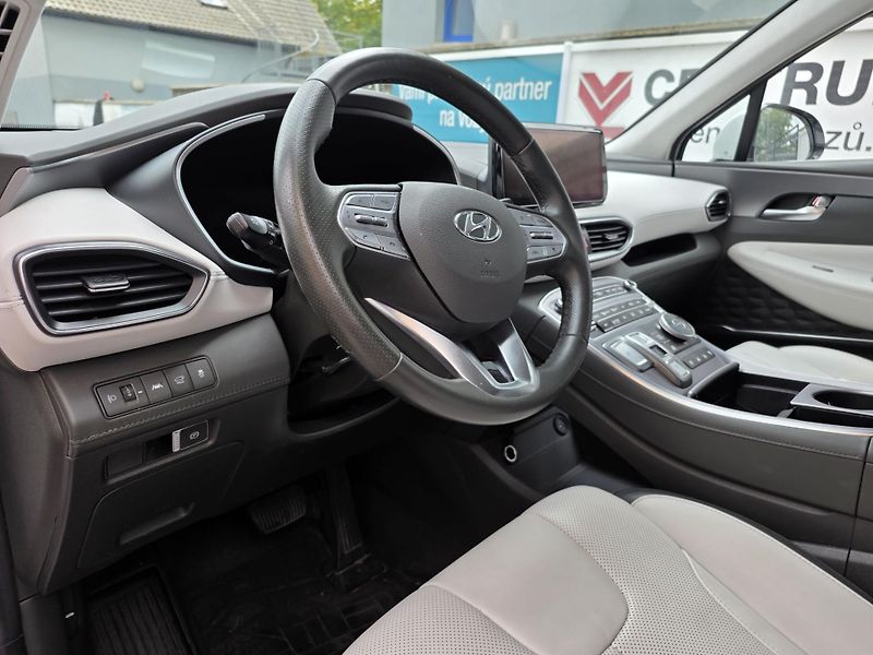 Hyundai Santa Fe 1.6-HYBRID-PREMIUM-PANORAMA - fotka 18 z 21