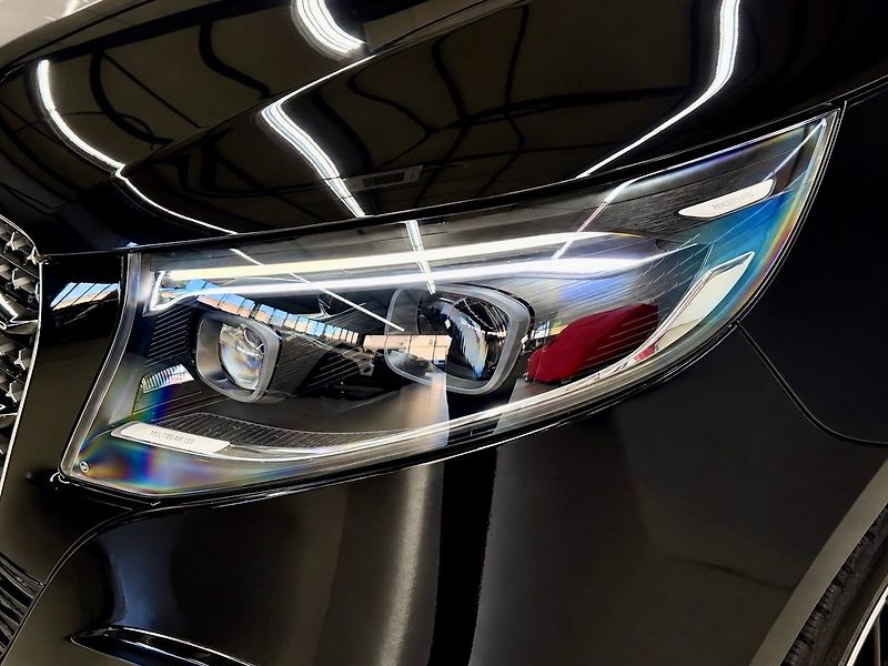 Mercedes-Benz Třídy V 300d 4M AMG LONG EXCLUSIVE, WE - fotka 7 z 33