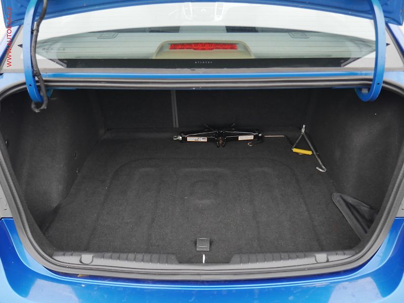Chevrolet Cruze (2009) 2.0D, ČR, autoAC, temp - fotka 7 z 16