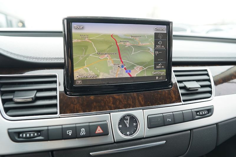 Audi A8 3.0 TFSI Quattro/Tiptr./290 PS - fotka 47 z 50