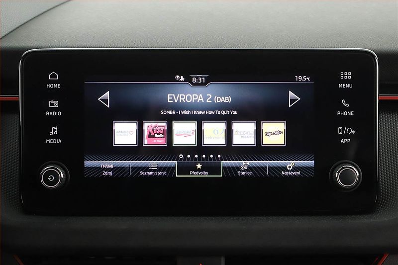 Škoda Kamiq (2024) 1.0 TSI, Drive, FullLed - fotka 13 z 20