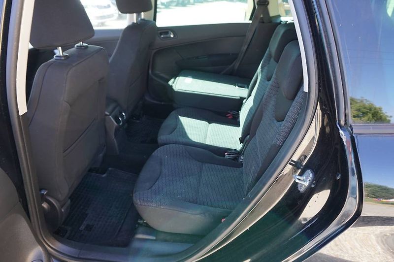 Peugeot 308 (2010) 1,6 HDI  nové v ČR - fotka 6 z 24
