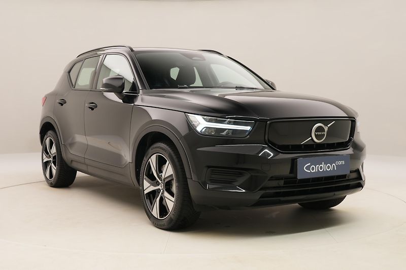 Volvo XC40 PURE ELECTRIC REZERVACE - fotka 14 z 52