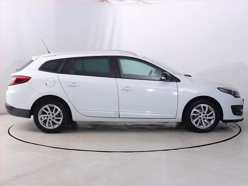Renault Mégane (2015) Limited 1.5 dCi, Tempomat - fotka 6 z 17