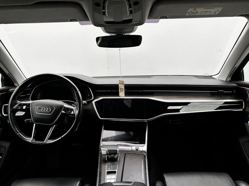 Audi A6 (2019) 3.0 TFSi 250 kW Quattro ČR - fotka 15 z 38