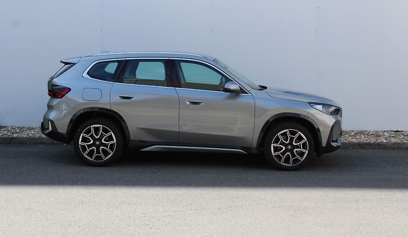 BMW X1 xDrive20d - fotka 3 z 14