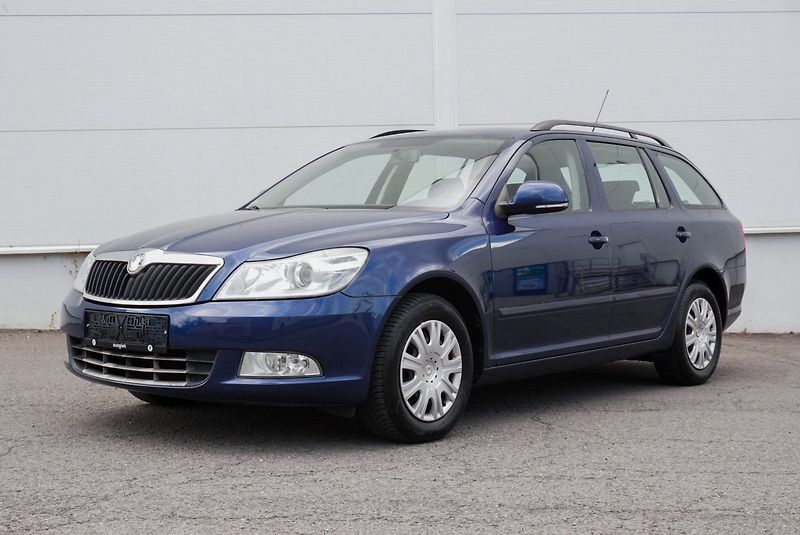 Škoda Octavia 1.4 MPI AMBIENTE - fotka 6 z 26