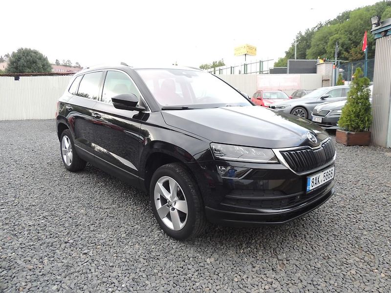 Škoda Karoq (2020) 1.5TSI,110KW,DSG,Style,1.majČR - fotka 3 z 47