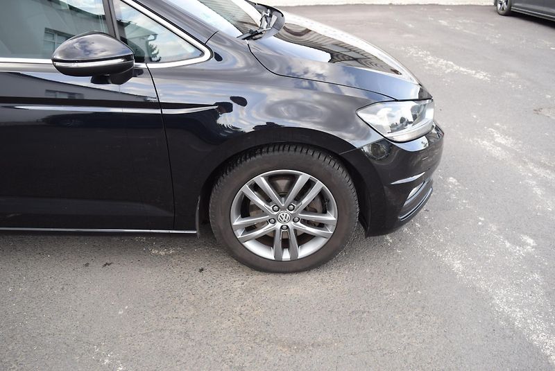 Volkswagen Touran (2016) 1.4TSI 110kw CLBMT 7MÍST TAŽN - fotka 5 z 50