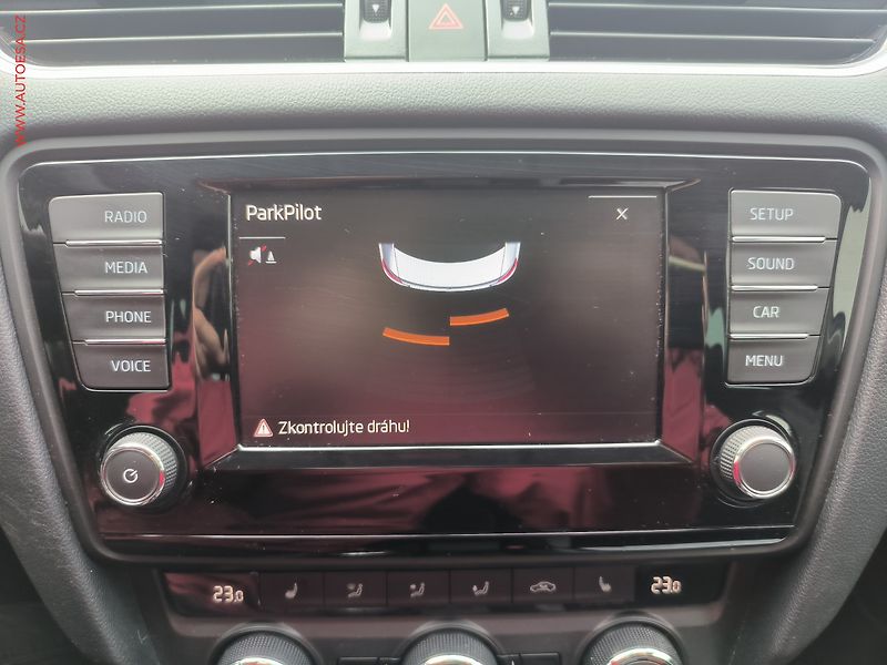 Škoda Octavia (2016) 1.2 TSi, Joy, bixen - fotka 13 z 20