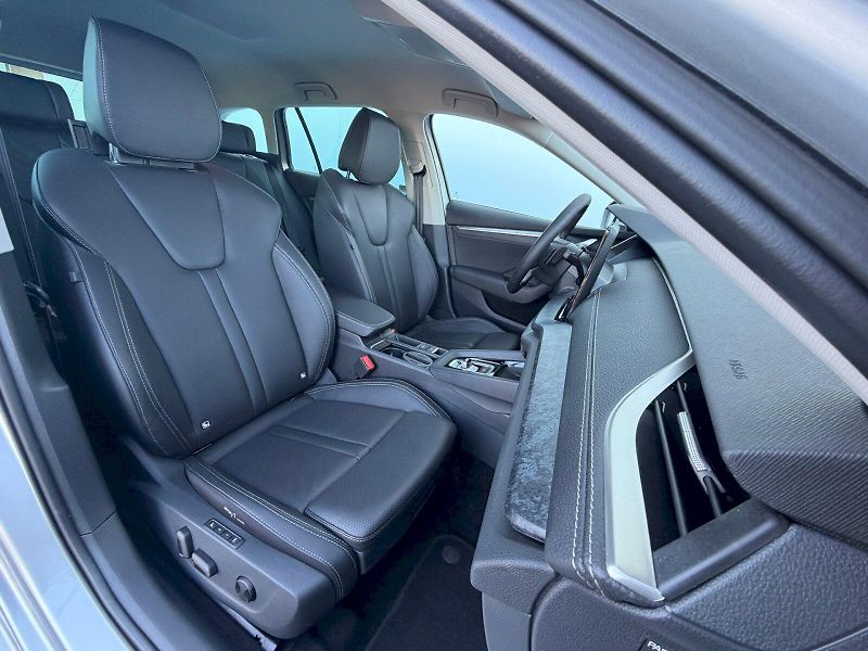 Škoda Octavia (2025) 2.0 TDI 110kW DSG Exclusive Se - fotka 29 z 35