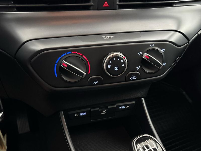Hyundai Bayon Smart Climate - fotka 19 z 27