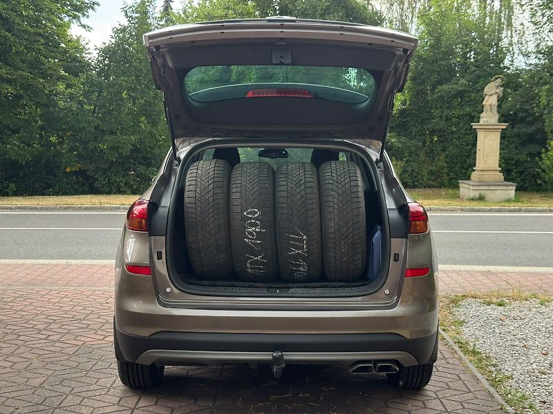 Hyundai Tucson (2021) 1.6D 4x4 1.MAJIT. ČR DPH TAŽNÉ - fotka 7 z 28