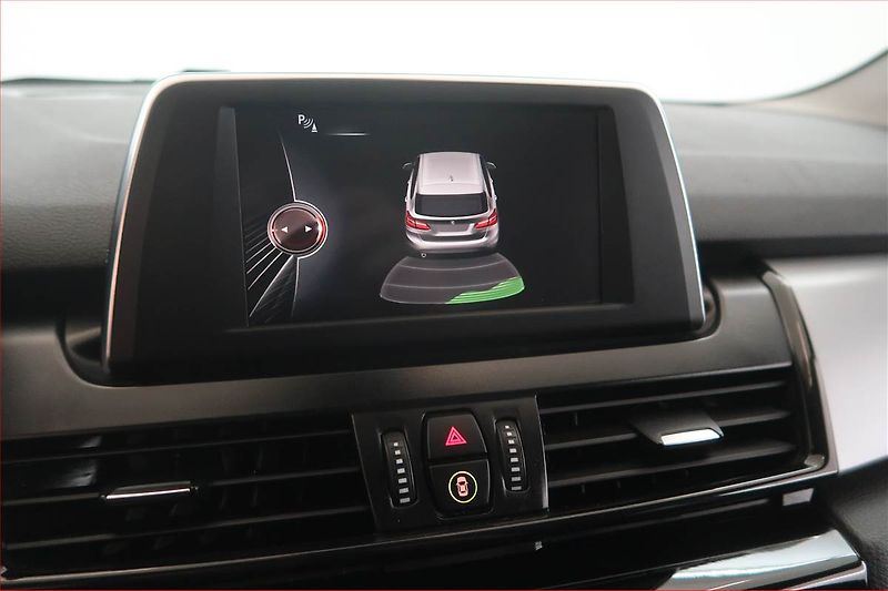 BMW Řada 2 (2016) 218i Active Tourer, Automat - fotka 18 z 18