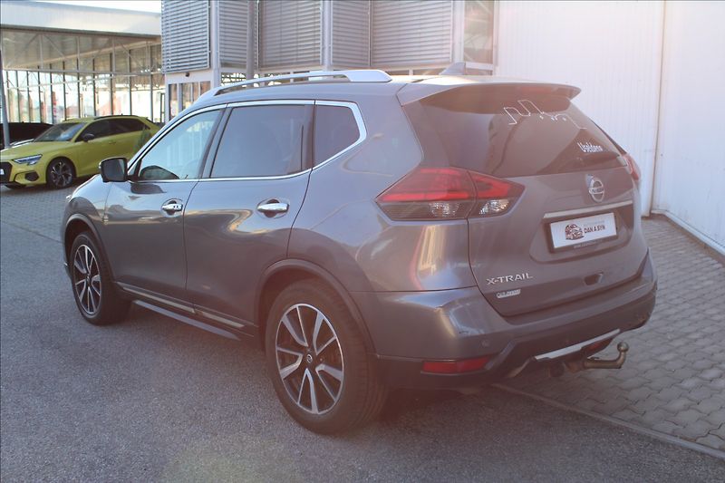 Nissan X-Trail 2,0 dCI 4x4 7 míst - fotka 4 z 4
