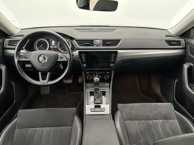 Škoda Superb 2.0 TDI Style Plus - fotka 5 z 27