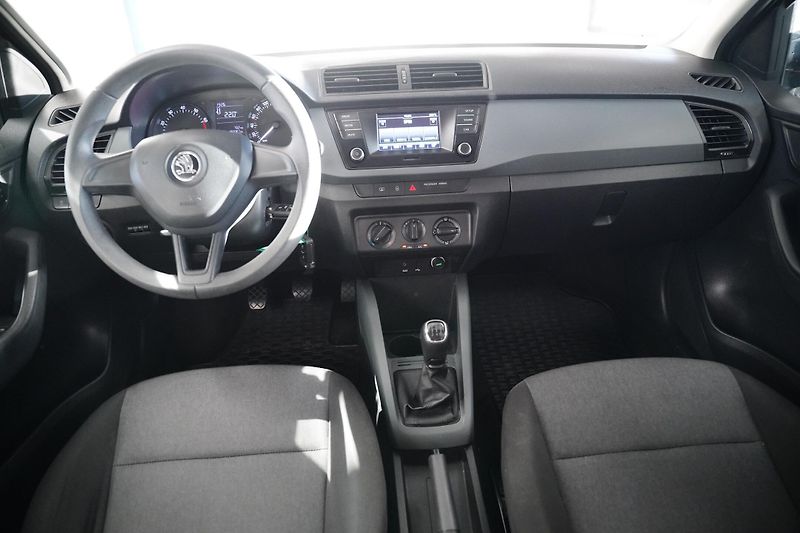 Škoda Fabia - fotka 5 z 21