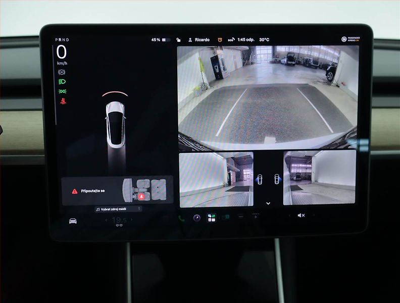 Tesla Model 3 (2019) Long Range 4WD 78kWh, SoH 85% - fotka 15 z 22