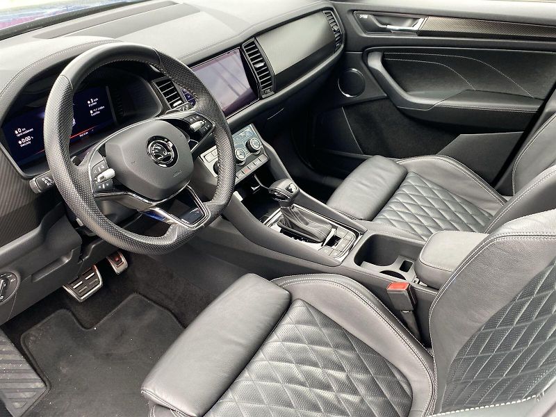 Škoda Kodiaq (2021) 2.0 TDI 4x4 DSG SportLine + - fotka 8 z 37