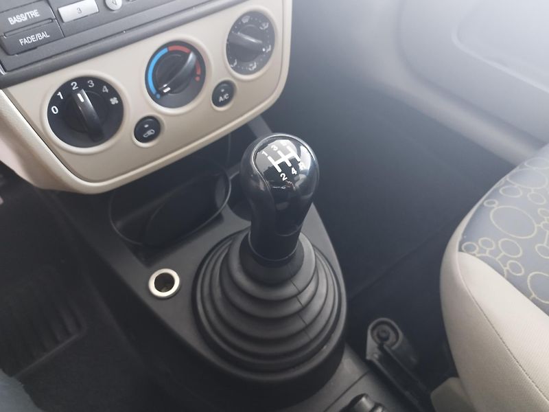 Ford Fiesta (2007) 1,4I,59KW,5.DV.KLIMA,SER.KN - fotka 21 z 22
