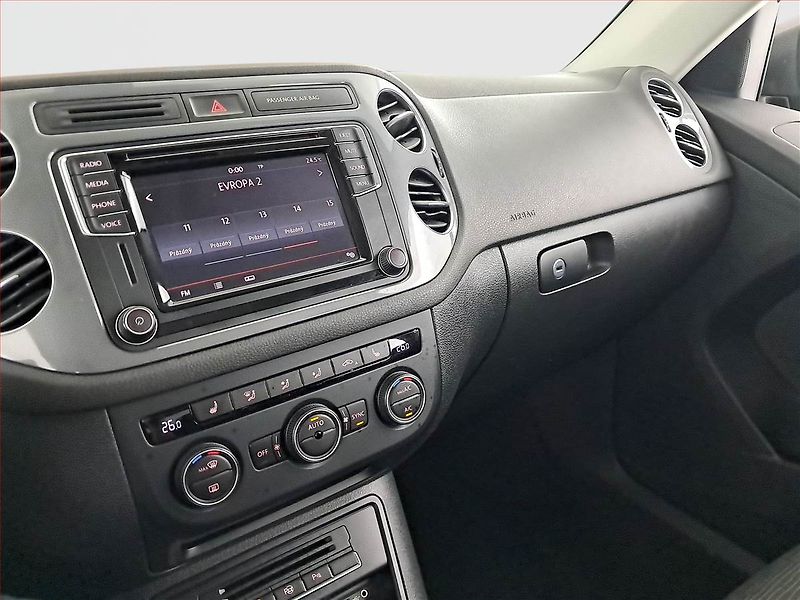 Volkswagen Tiguan (2015) 2.0 TDI, Tempomat - fotka 12 z 19