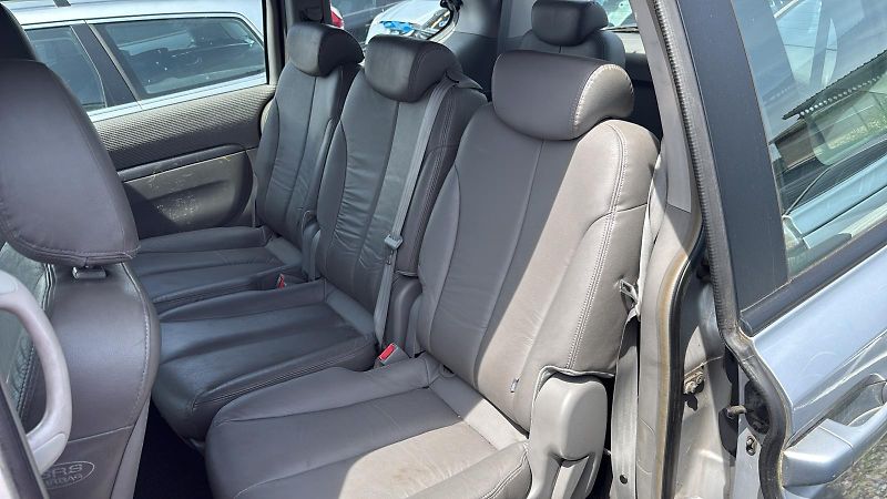 Kia Carnival (2009) 2.9Crdi Automat - fotka 7 z 15