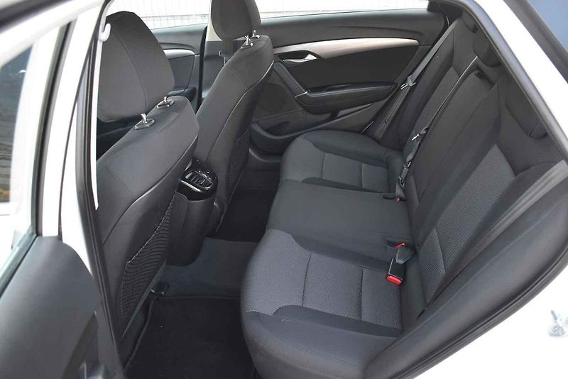 Hyundai i40 kombi je velké auto za poměrně příznivé ceny