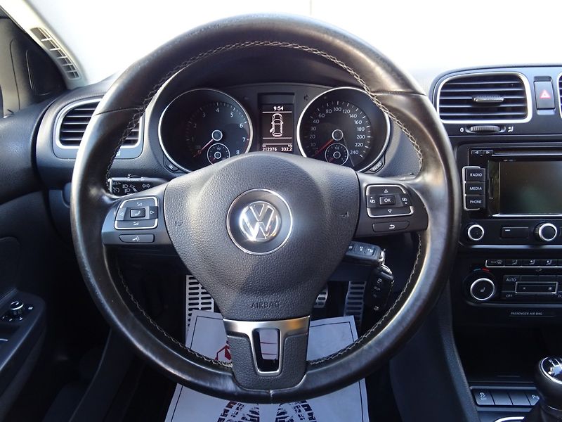 Volkswagen Golf (2011) 1.4i,90kW,STYLE,s.kni,aut.klim - fotka 13 z 22