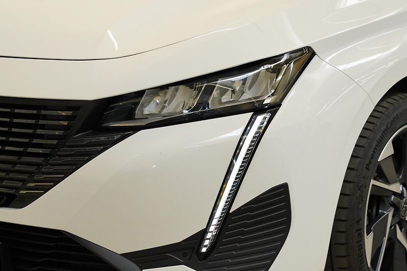 Peugeot 308 - fotka 9 z 30